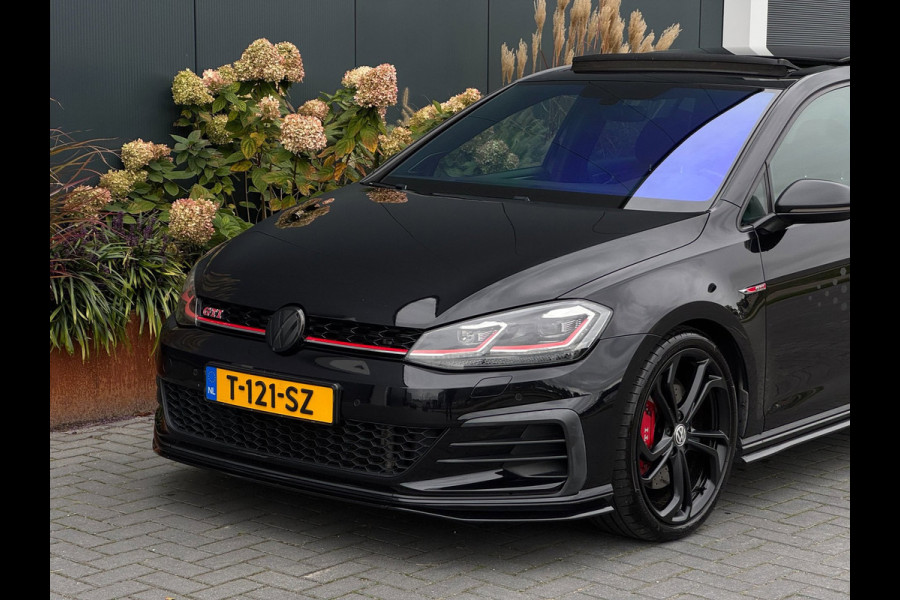 Volkswagen Golf 2.0 TSI GTI TCR | Pano | ACC | Camera | Keyless