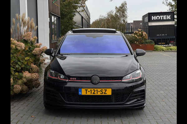 Volkswagen Golf 2.0 TSI GTI TCR | Pano | ACC | Camera | Keyless
