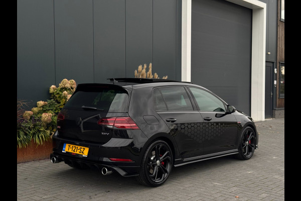 Volkswagen Golf 2.0 TSI GTI TCR | Pano | ACC | Camera | Keyless