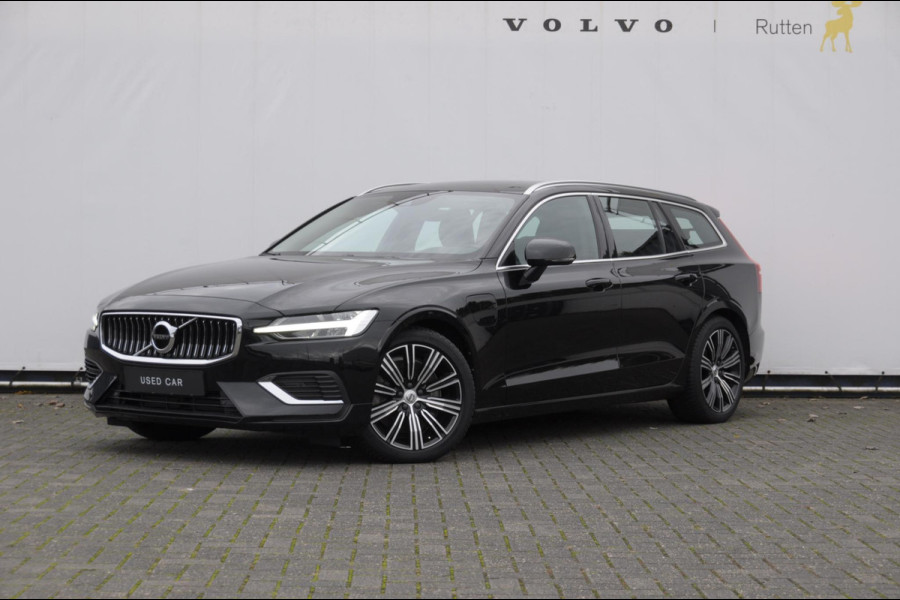 Volvo V60 T6 340PK Automaat Recharge AWD Inscription / Trekhaak / BLIS / Cruise control / Stoel en stuurwielverwarming / Parkeersensoren met camera / Elektrische achterklep / Keyless entry