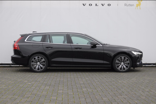 Volvo V60 T6 340PK Automaat Recharge AWD Inscription / Trekhaak / BLIS / Cruise control / Stoel en stuurwielverwarming / Parkeersensoren met camera / Elektrische achterklep / Keyless entry
