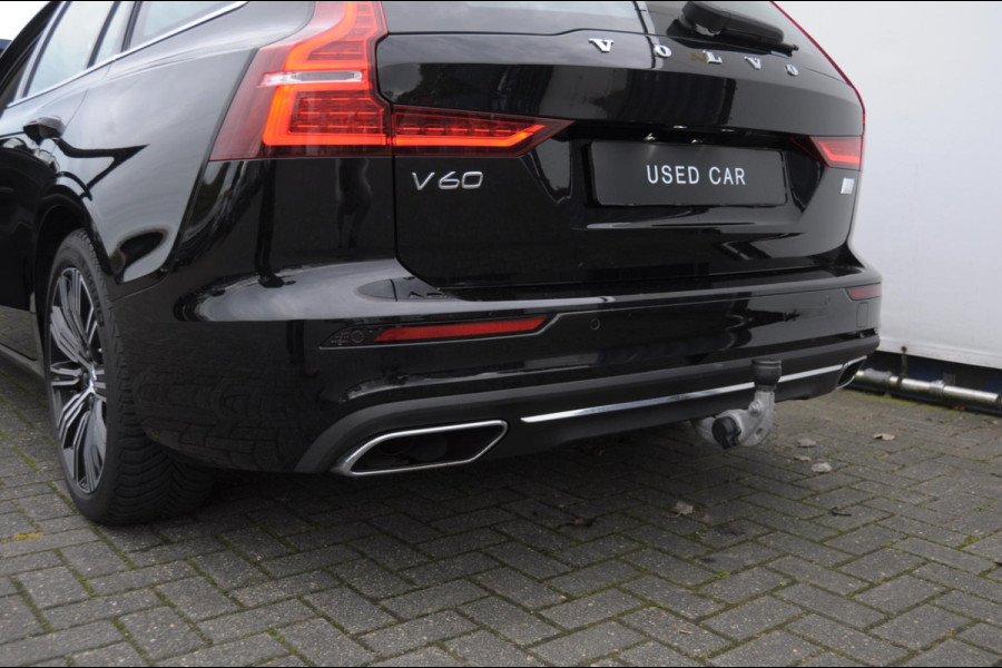 Volvo V60 T6 340PK Automaat Recharge AWD Inscription / Trekhaak / BLIS / Cruise control / Stoel en stuurwielverwarming / Parkeersensoren met camera / Elektrische achterklep / Keyless entry