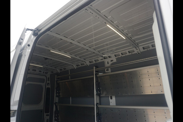 Opel Movano Electric 3.5t L4H2 110 kWh