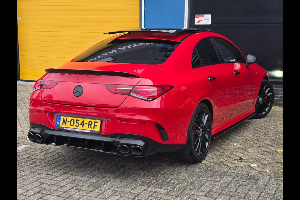 Mercedes-Benz CLA-Klasse 200 AMG 45 Look / Leder / Memory / Elek Stoelen / Camera / Open Pano / Led / Pdc / 19 Inch