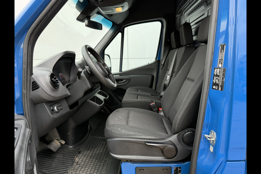 Mercedes-Benz eSprinter 312 55kWh L2H2 Elektrisch 168km WLTP 80kW Snelladen Climate Control Stoelverwarming Camera Laadkabels