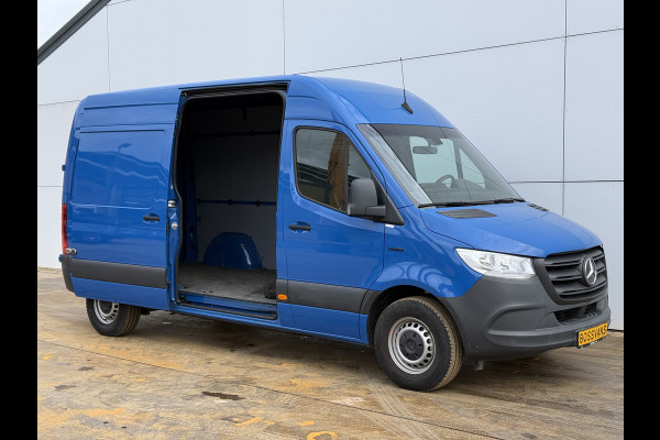Mercedes-Benz eSprinter 312 55kWh L2H2 Elektrisch 168km WLTP 80kW Snelladen Climate Control Stoelverwarming Camera Laadkabels