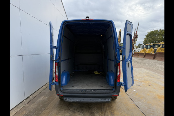 Mercedes-Benz eSprinter 312 55kWh L2H2 Elektrisch 168km WLTP 80kW Snelladen Climate Control Stoelverwarming Camera Laadkabels