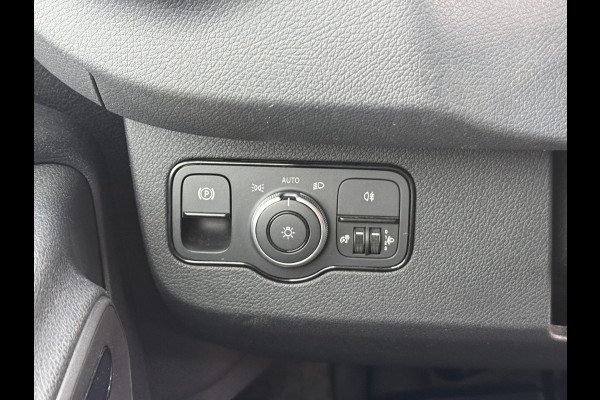 Mercedes-Benz eSprinter 312 55kWh L2H2 Elektrisch 168km WLTP 80kW Snelladen Climate Control Stoelverwarming Camera Laadkabels