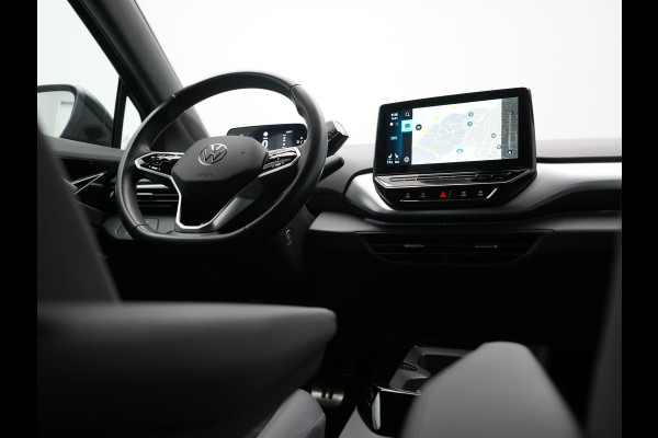 Volkswagen ID.4 Pro 77 kWh 204pk Dealer O.H | Trekhaak Af Fabriek | Adaptive Cruise | 360 Camera | Sportstoelen & Stuur Verwarmd | Sfeerverlichting | Apple Carplay | Blis | IQ Light | Virtual | Navigatie | DAB | 19"L.M |
