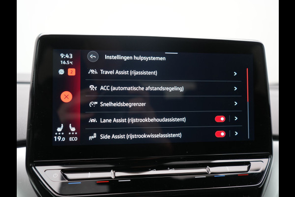 Volkswagen ID.4 Pro 77 kWh 204pk Dealer O.H | Trekhaak Af Fabriek | Adaptive Cruise | 360 Camera | Sportstoelen & Stuur Verwarmd | Sfeerverlichting | Apple Carplay | Blis | IQ Light | Virtual | Navigatie | DAB | 19"L.M |