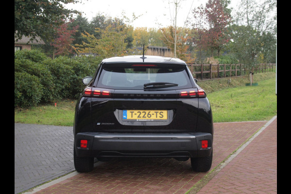 Peugeot e-2008 EV Active 54 kWh | Nieuw Model | SOH 94% | Warmtepomp | Apple Carplay | Dealeronderhouden | NL-Auto |