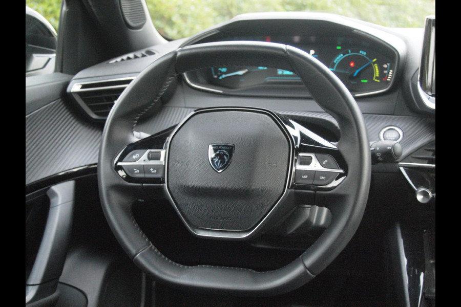 Peugeot e-2008 EV Active 54 kWh | Nieuw Model | SOH 94% | Warmtepomp | Apple Carplay | Dealeronderhouden | NL-Auto |