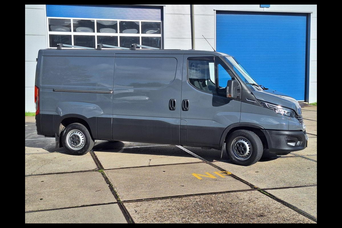 Iveco Daily 35S14V H1L2 - Automaat - 3500 kg. AHW