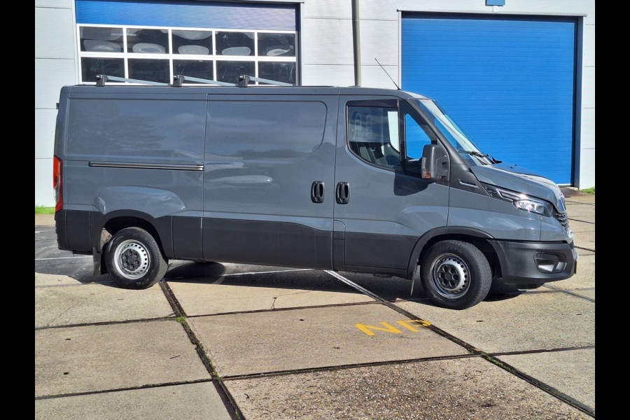 Iveco Daily 35S14V H1L2 - Automaat - 3500 kg. AHW