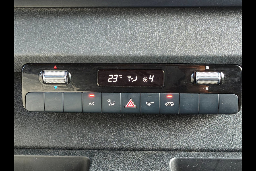 Mercedes-Benz Sprinter 316 RWD AUTOMAAT 3500KG TREKHAAK L2H2 AIRCO CRUISE