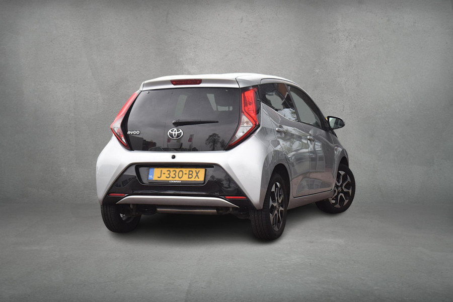 Toyota Aygo 1.0 VVT-i x-joy | Apple CarPlay | Camera | Cruise | Climate