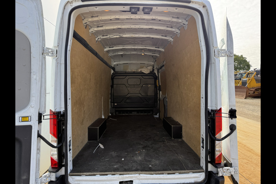 Ford E-Transit 68kWh 184PK L4H3 316km WLTP 94,7% (SOH) BEV Snelladen Carplay Climate control Parkeersensoren v+a Stoelverwarming