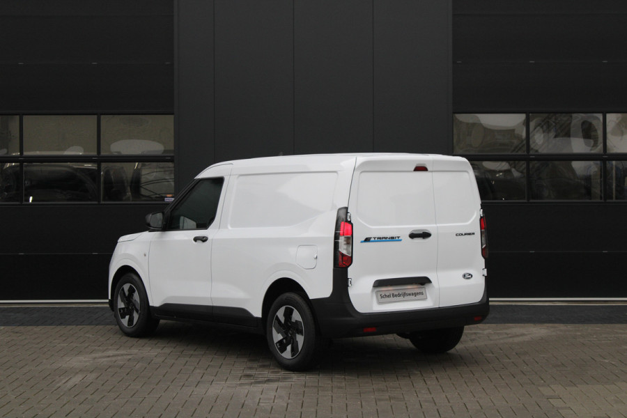 Ford E-Transit Courier Trend 46 kWh 136pk - Trekhaak - Vloerplaat - Camera - Cruise - Carplay/Android - Rijklaar