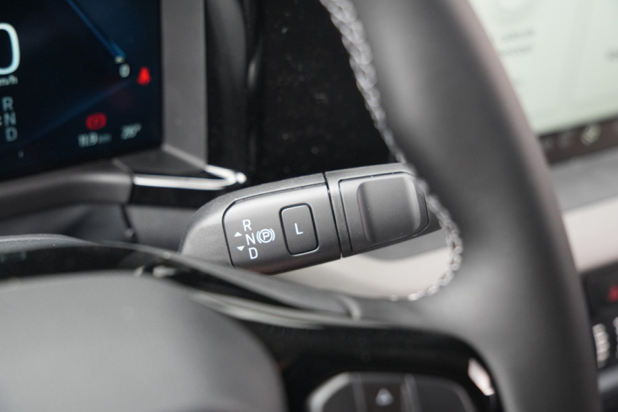 Ford E-Transit Courier Trend 46 kWh 136pk - Trekhaak - Vloerplaat - Camera - Cruise - Carplay/Android - Rijklaar