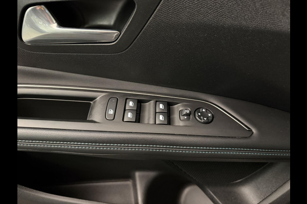Peugeot 3008 1.6 Plugin HYbrid 225PK Allure | Navi | Trekhaak | Camera | Adapt. Cruise | Incl. garantie