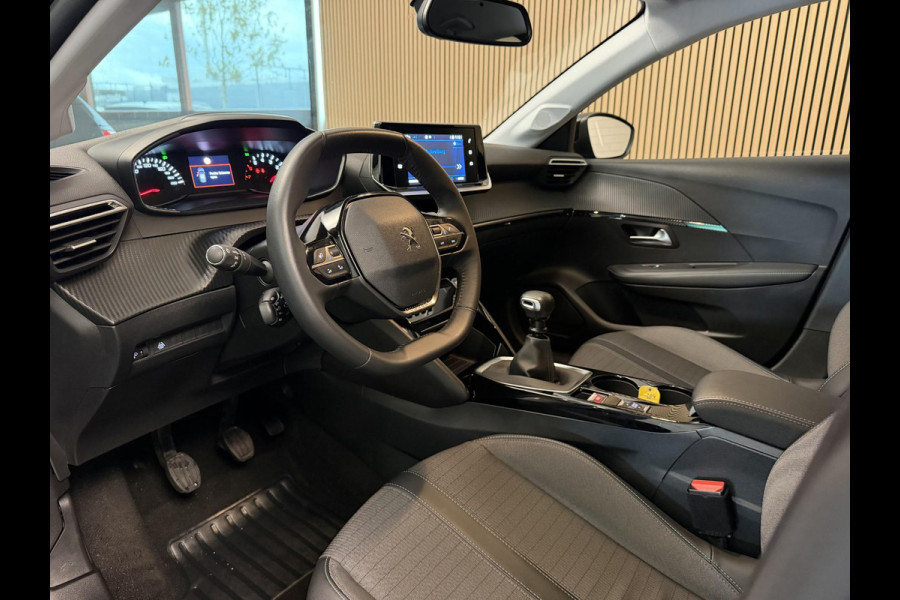 Peugeot 208 1.2 PureTech 100PK Allure Pack | Carplay | Camera | Stoelverw. | Incl. garantie