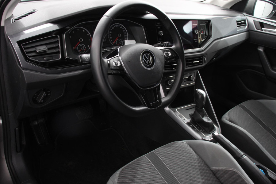 Volkswagen Polo 1.0 TSI 110pk DSG Highline Navigatie Apple Carplay/Android Auto Camera Parkeersensoren Adaptive Cruise Control