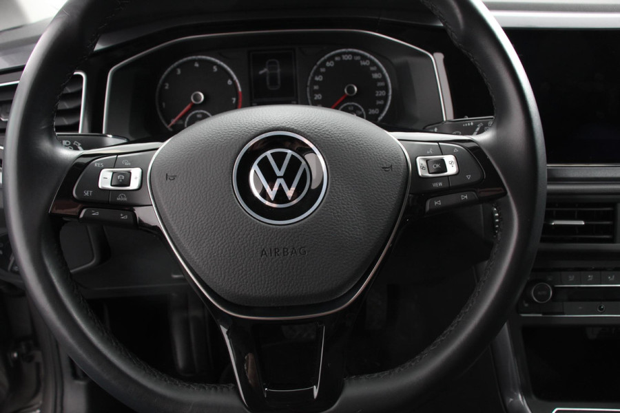 Volkswagen Polo 1.0 TSI 110pk DSG Highline Navigatie Apple Carplay/Android Auto Camera Parkeersensoren Adaptive Cruise Control