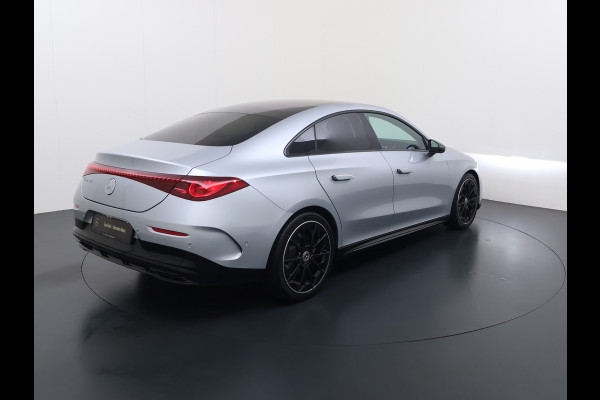 Mercedes-Benz CLA-Klasse 200 AMG line | Pano Massage Keyless Passagiersdisplay
