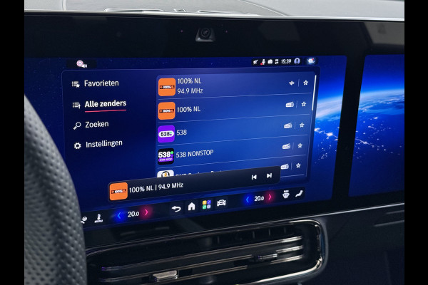 Mercedes-Benz CLA-Klasse 200 AMG line | Pano Massage Keyless Passagiersdisplay