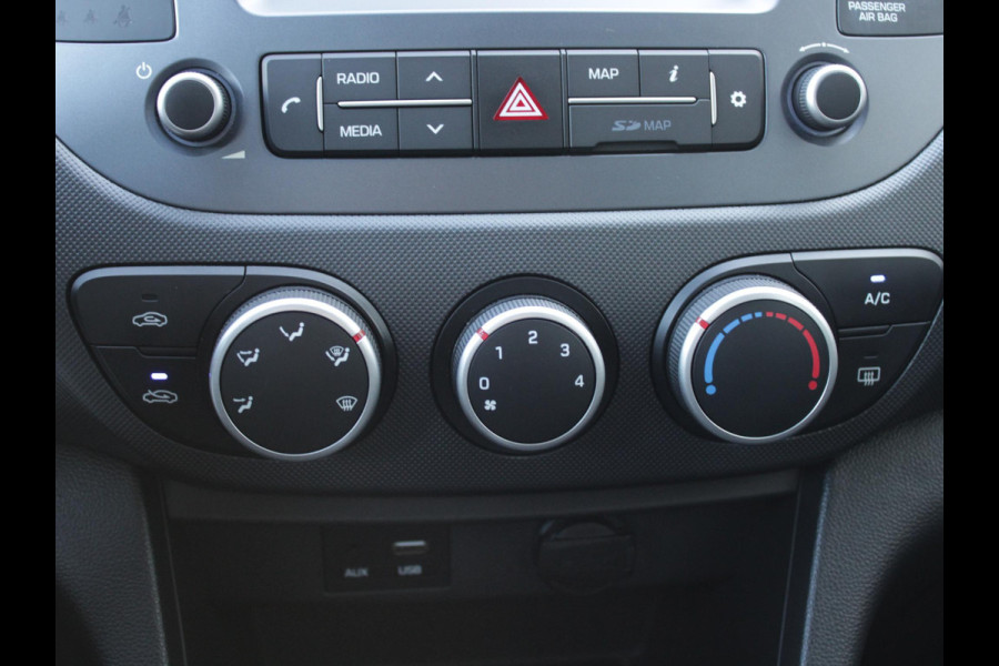 Hyundai i10 1.0i Comfort | APPLE CARPLAY | PARKEER SENSOREN | 12 MAANDEN BOVAG GARANTIE |