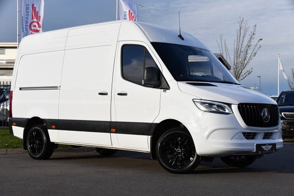 Mercedes-Benz Sprinter 319 3.0 V6 CDI L2H2 RWD AMG Edition Camera, Cruise, Carplay, 190pk, Automaat, Multimedia, LED, Stoelverwarming, Standkachel, Uniek!