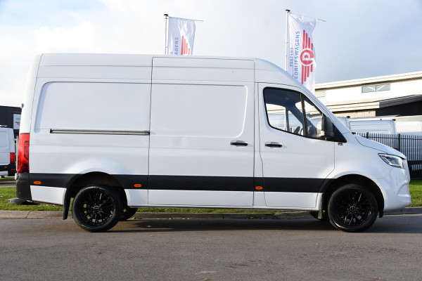Mercedes-Benz Sprinter 319 3.0 V6 CDI L2H2 RWD AMG Edition Camera, Cruise, Carplay, 190pk, Automaat, Multimedia, LED, Stoelverwarming, Standkachel, Uniek!