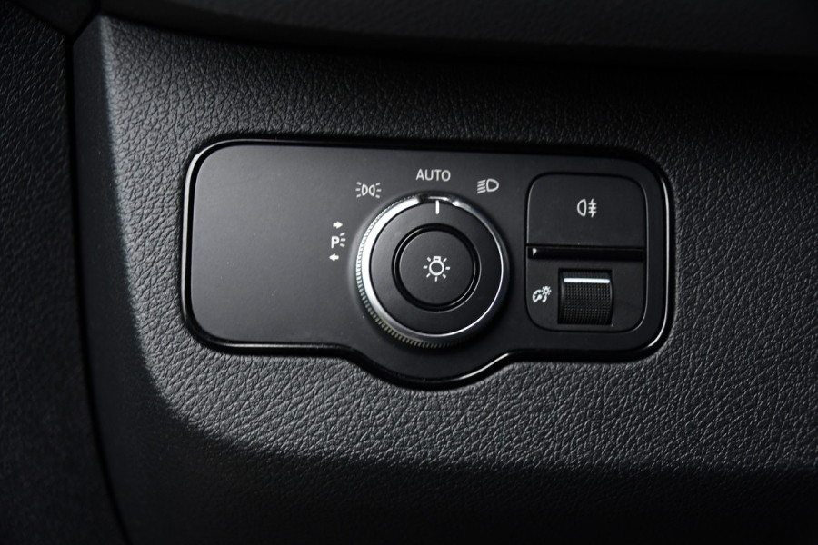 Mercedes-Benz Sprinter 319 3.0 V6 CDI L2H2 RWD AMG Edition Camera, Cruise, Carplay, 190pk, Automaat, Multimedia, LED, Stoelverwarming, Standkachel, Uniek!