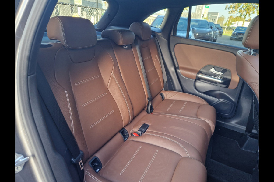 Mercedes-Benz GLA 250e PHEV AMG /1e eig/Pano/Led/Trekhaak