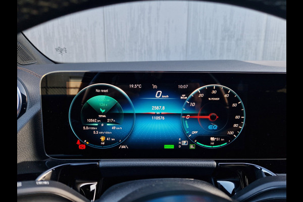 Mercedes-Benz GLA 250e PHEV AMG /1e eig/Pano/Led/Trekhaak