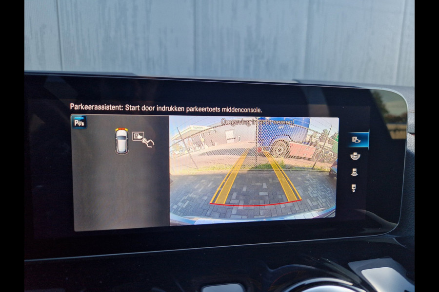 Mercedes-Benz GLA 250e PHEV AMG /1e eig/Pano/Led/Trekhaak