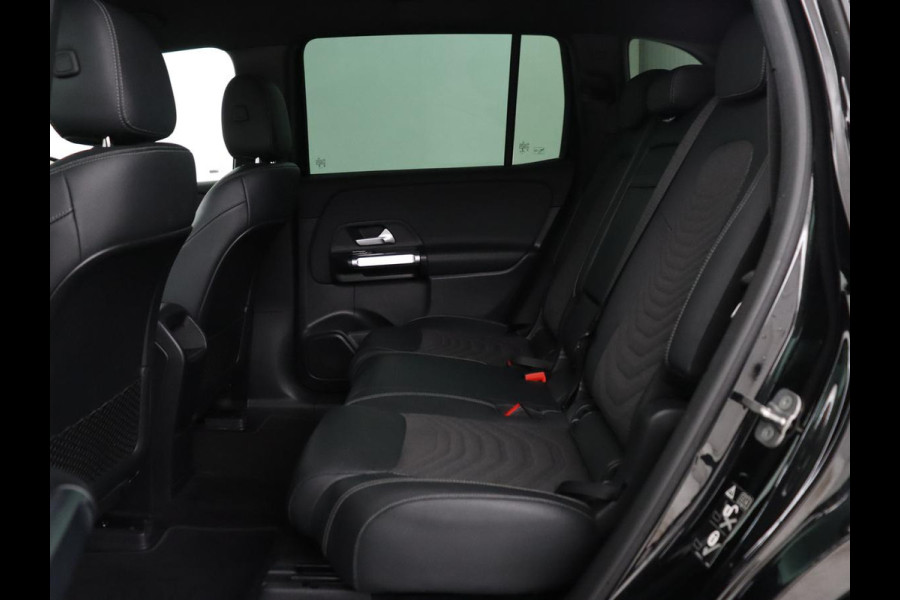 Mercedes-Benz EQB 250 Business Line 67 kWh | SOH 91,1% | Half leder | Cruise control | Stoelverwarming | Camera | Park assist | Sfeerverlichting | Elektrische achterklep