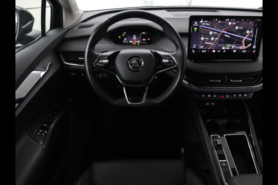 Škoda Enyaq iV 80 | SOH 90,4% | Adaptive cruise | Leder | Trekhaak | Stuur/stoelverwarming | Camera | Park assist | Carplay | Sfeerverlichting
