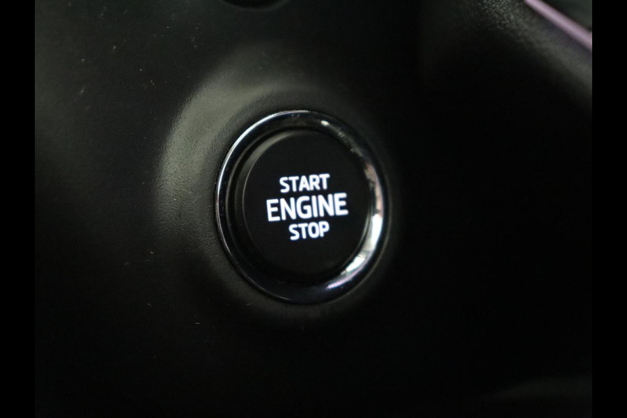 Škoda Enyaq iV 80 | SOH 90,4% | Adaptive cruise | Leder | Trekhaak | Stuur/stoelverwarming | Camera | Park assist | Carplay | Sfeerverlichting