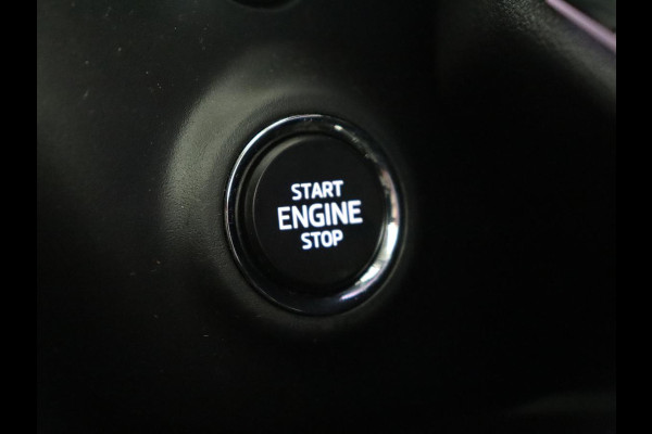 Škoda Enyaq iV 80 | SOH 90,4% | Adaptive cruise | Leder | Trekhaak | Stuur/stoelverwarming | Camera | Park assist | Carplay | Sfeerverlichting