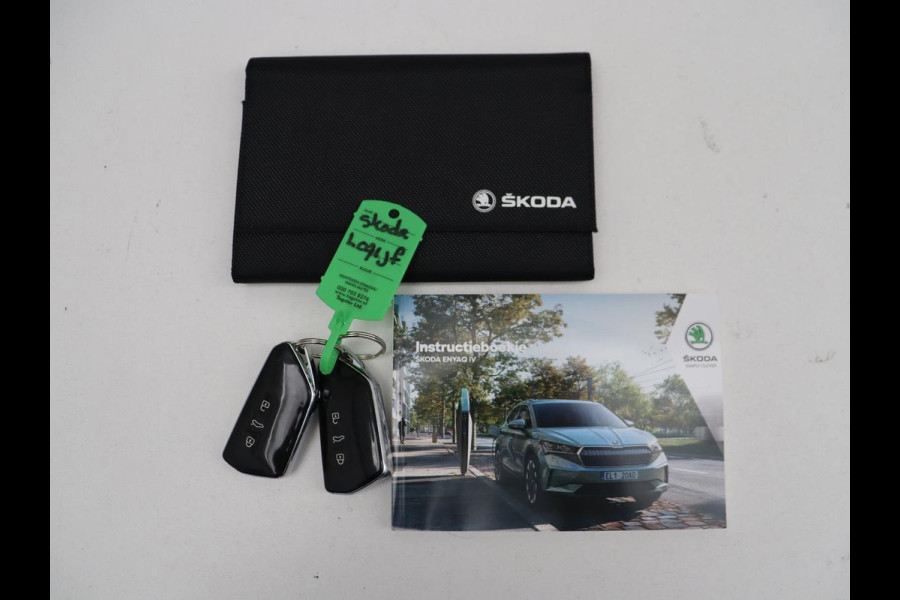 Škoda Enyaq iV 80 | SOH 90,4% | Adaptive cruise | Leder | Trekhaak | Stuur/stoelverwarming | Camera | Park assist | Carplay | Sfeerverlichting