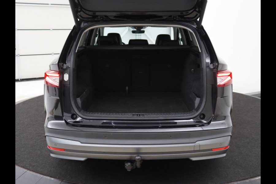 Škoda Enyaq iV 80 | SOH 90,4% | Adaptive cruise | Leder | Trekhaak | Stuur/stoelverwarming | Camera | Park assist | Carplay | Sfeerverlichting