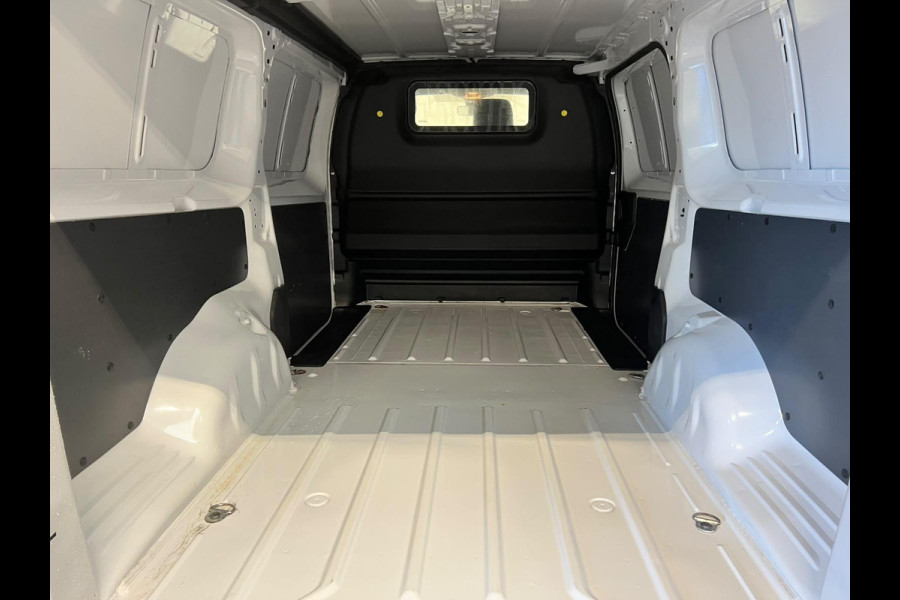 Opel Vivaro-e L3H1 Edition 50 kWh Navigatie Apple Carplay Parkeersensoren Cruise Control Airco