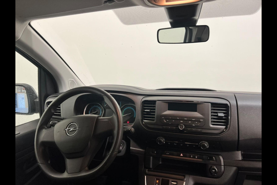 Opel Vivaro-e L3H1 Edition 50 kWh Navigatie Apple Carplay Parkeersensoren Cruise Control Airco
