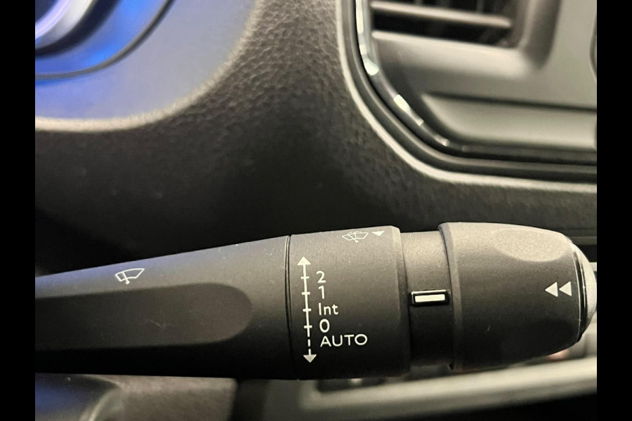 Opel Vivaro-e L3H1 Edition 50 kWh Navigatie Apple Carplay Parkeersensoren Cruise Control Airco