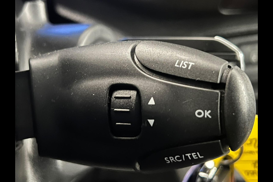 Opel Vivaro-e L3H1 Edition 50 kWh Navigatie Apple Carplay Parkeersensoren Cruise Control Airco
