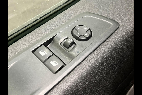 Opel Vivaro-e L3H1 Edition 50 kWh Navigatie Apple Carplay Parkeersensoren Cruise Control Airco