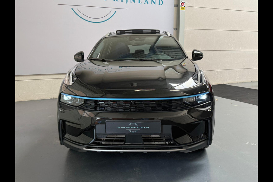Lynk & Co 01 1.5 PHEV 261 PK Zwarte Hemel, Pano, Navi, Camera