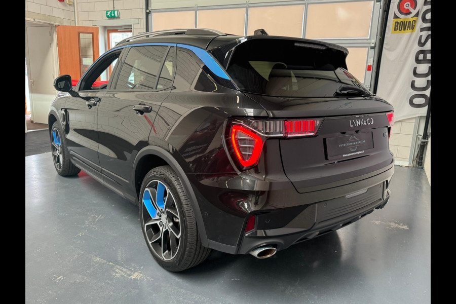Lynk & Co 01 1.5 PHEV 261 PK Zwarte Hemel, Pano, Navi, Camera