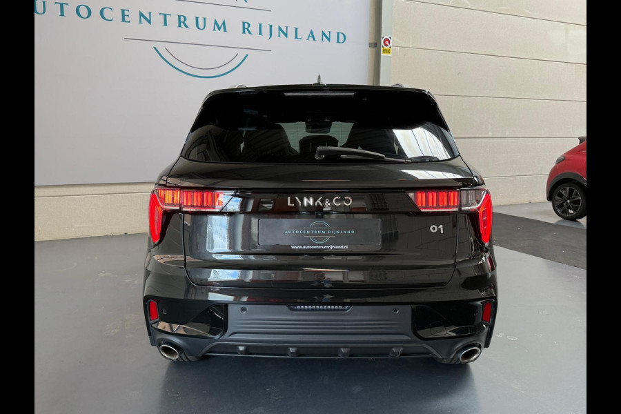 Lynk & Co 01 1.5 PHEV 261 PK Zwarte Hemel, Pano, Navi, Camera